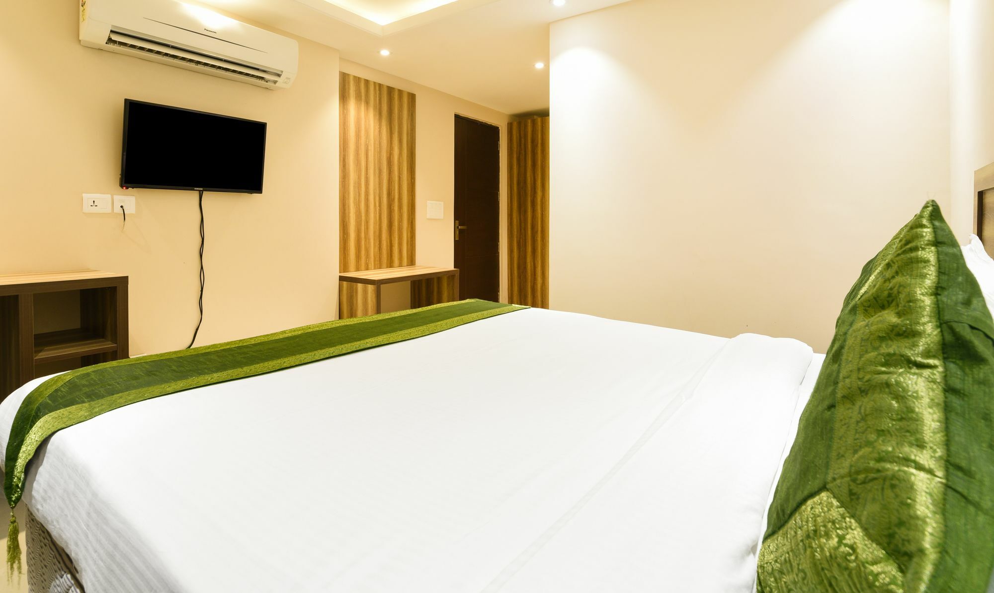 Treebo Iffco Chowk Gurgaon Ngoại thất bức ảnh